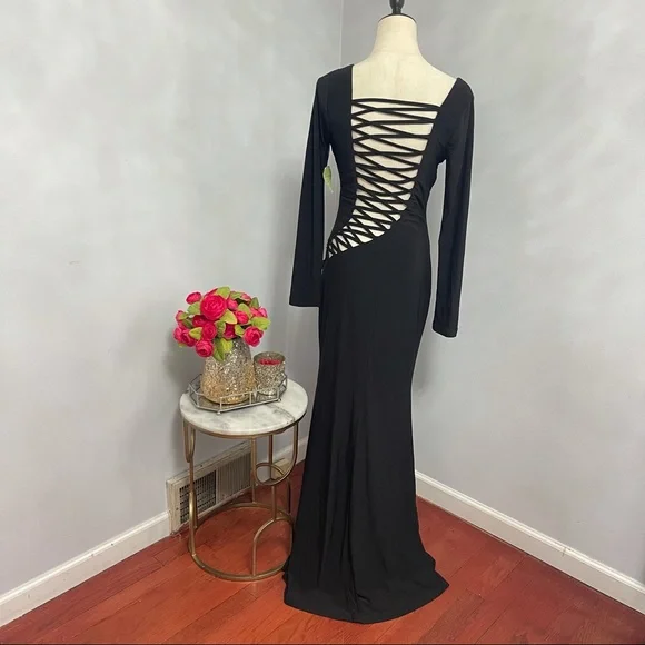 # Windsor All Black Stretchy Long Sleeves Revealing Back & Side With Stretch - Picture 5 of 16